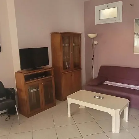 Seaside In Agia Effimia Apartmán *