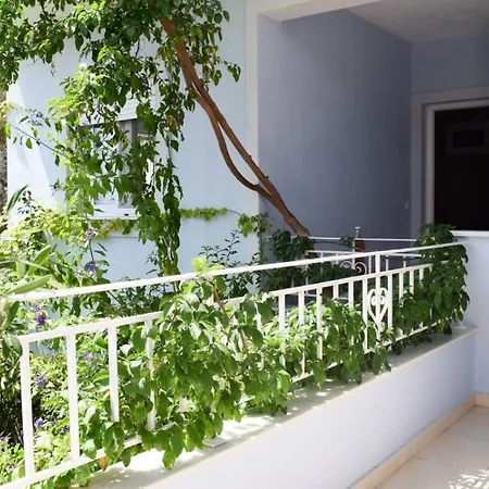 Seaside In Agia Effimia * أيّا إفيميا
